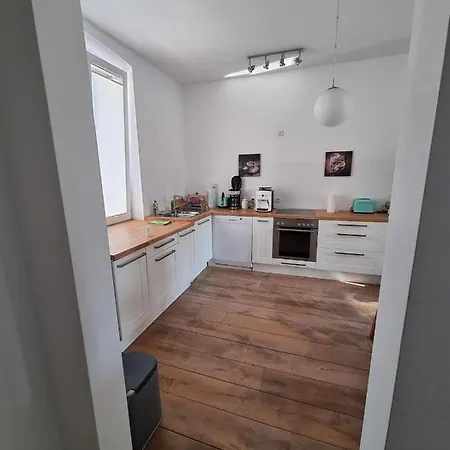 Charl Aparten Si דירה *